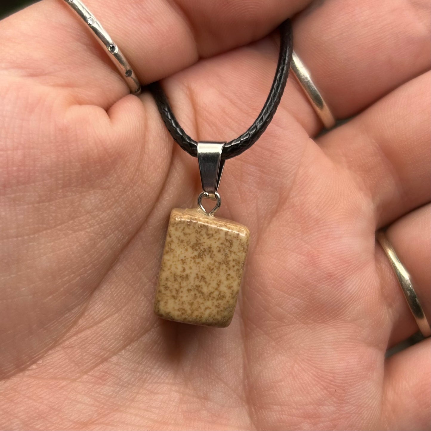 tumble necklace