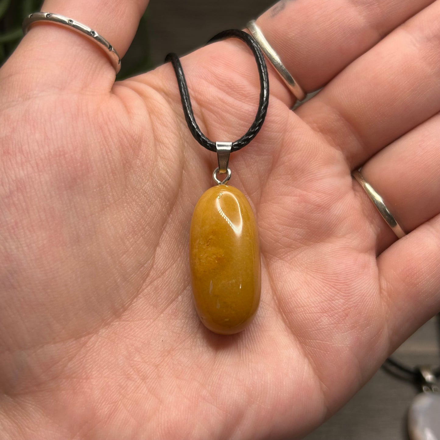 tumble necklace