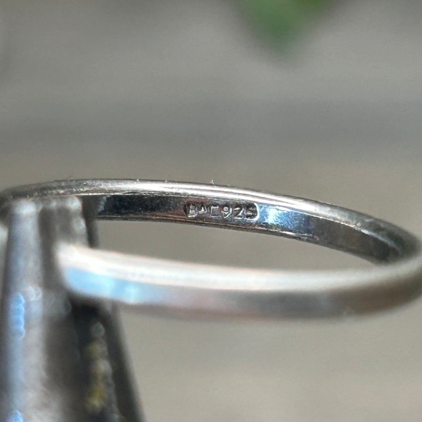 dainty silver stacker ring (sz 6)