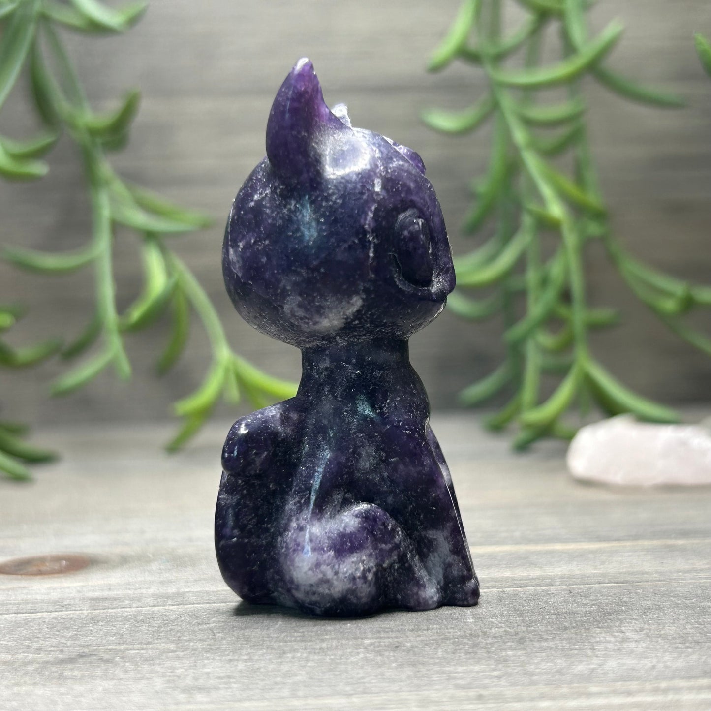 lepidolite luna cat