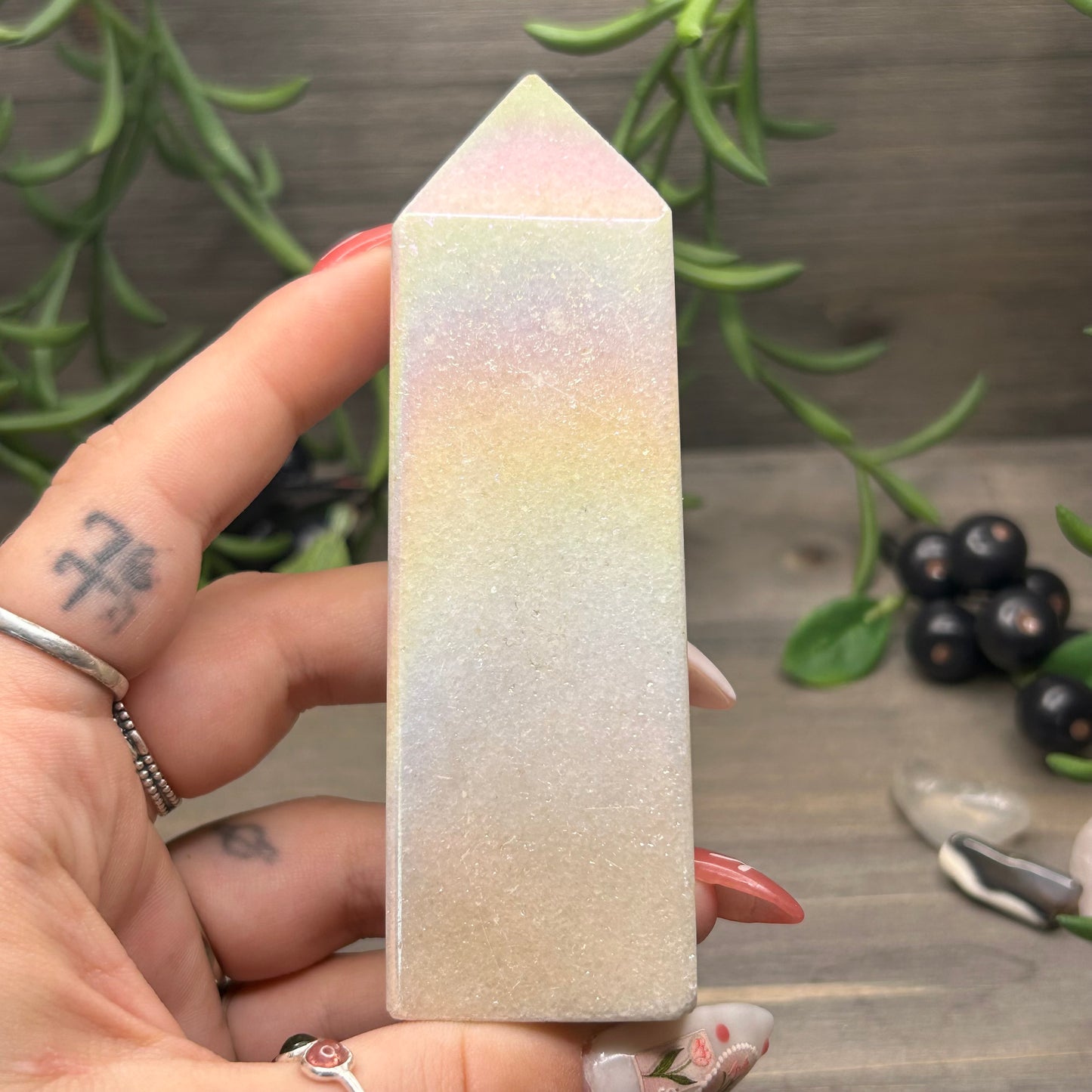 aura white jade tower