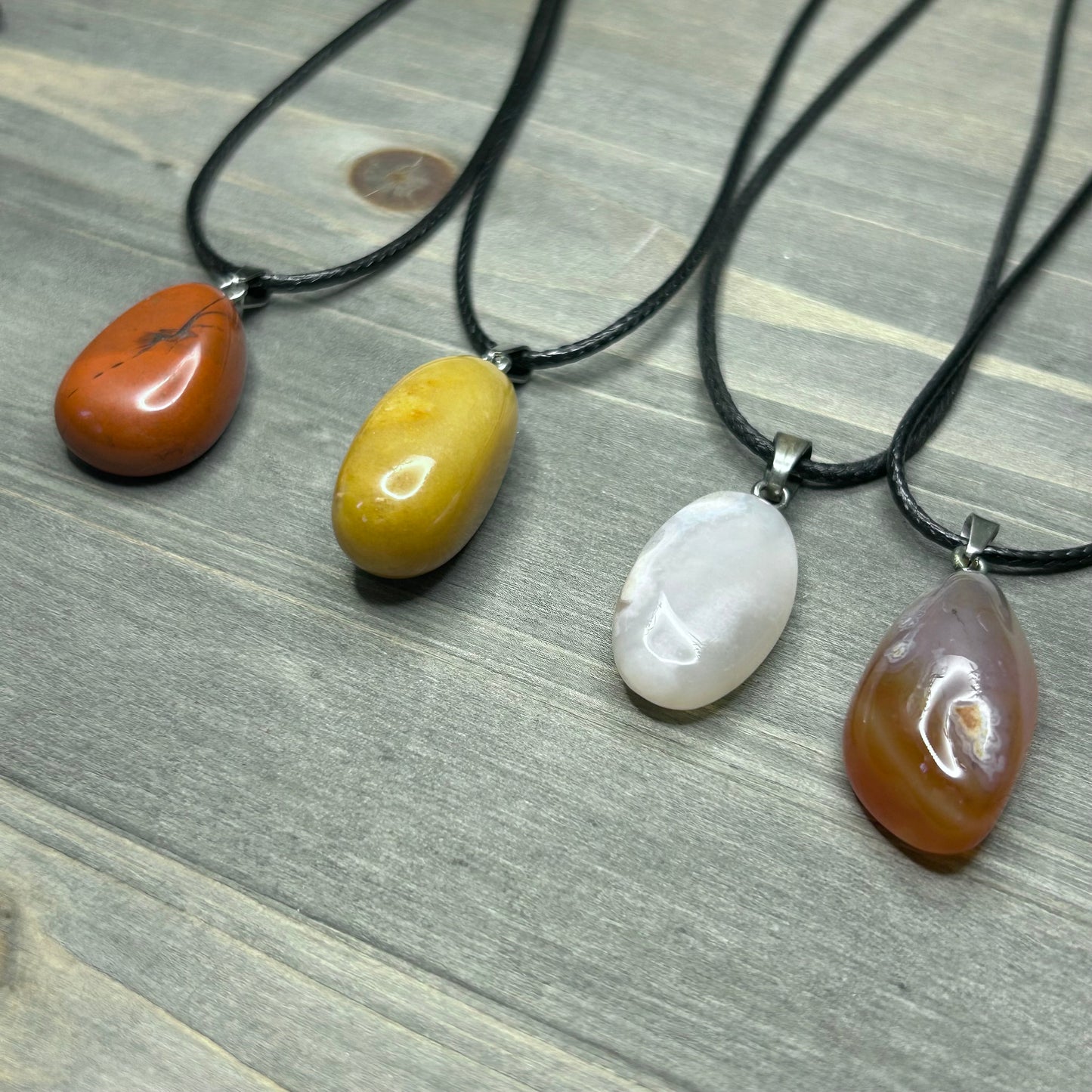 tumble necklace