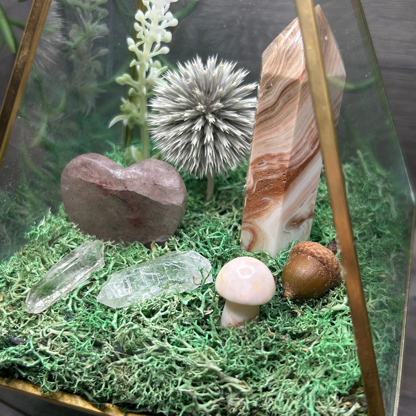 porkstone+strawberry quartz terrarium