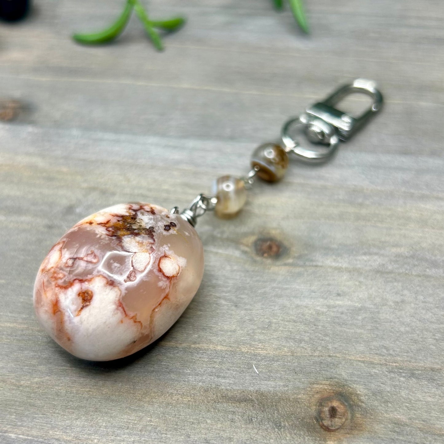 flower agate keychain