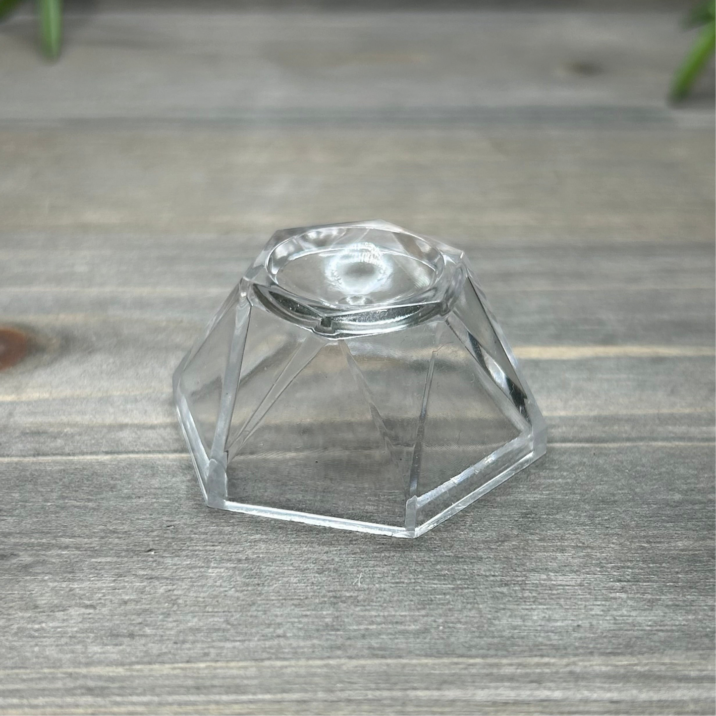 geometric sphere stand