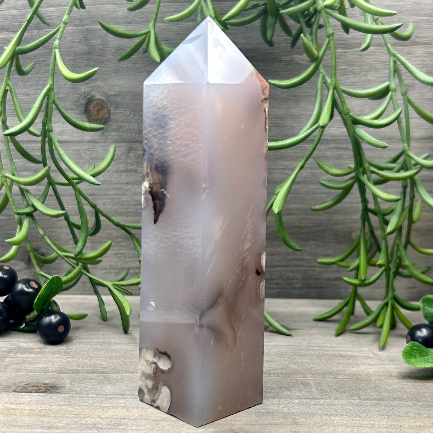 black flower agate tower