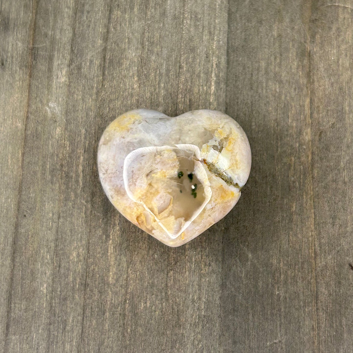 flower agate heart