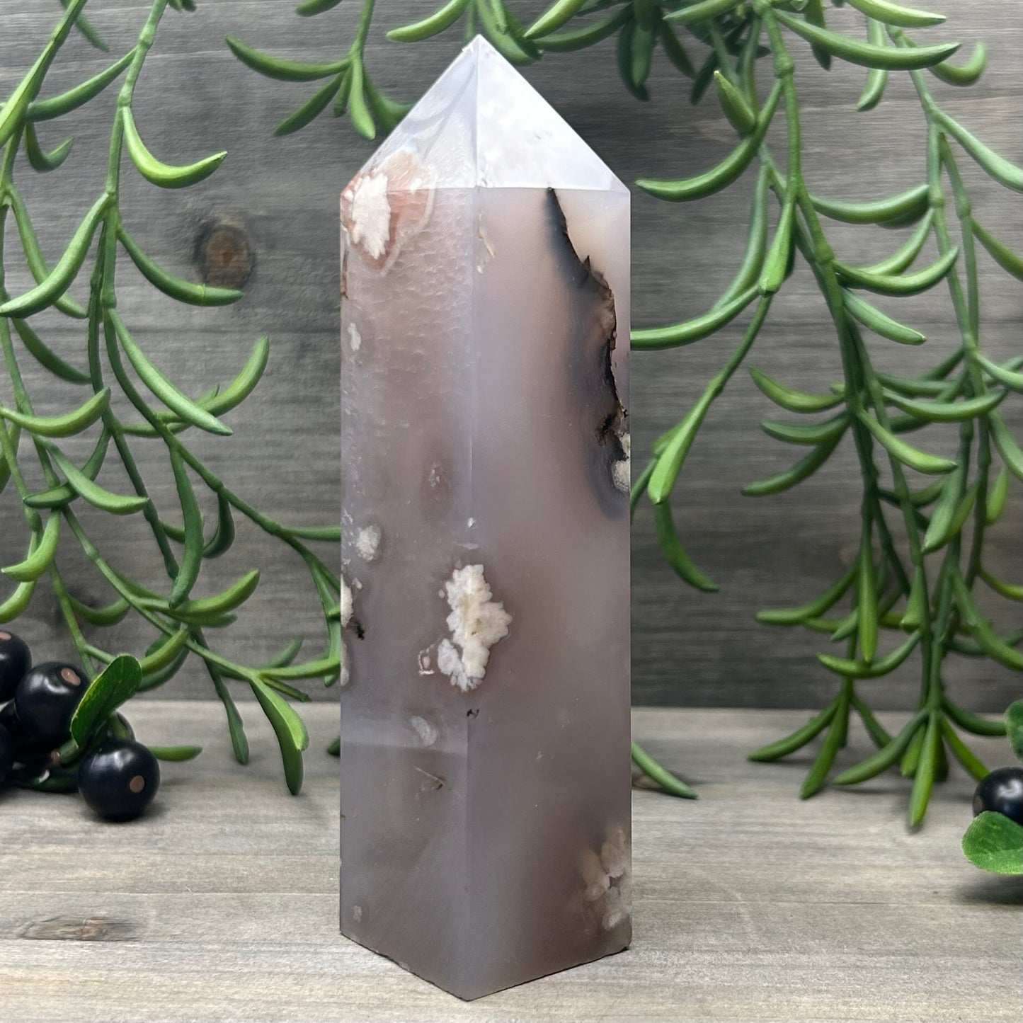 black flower agate tower