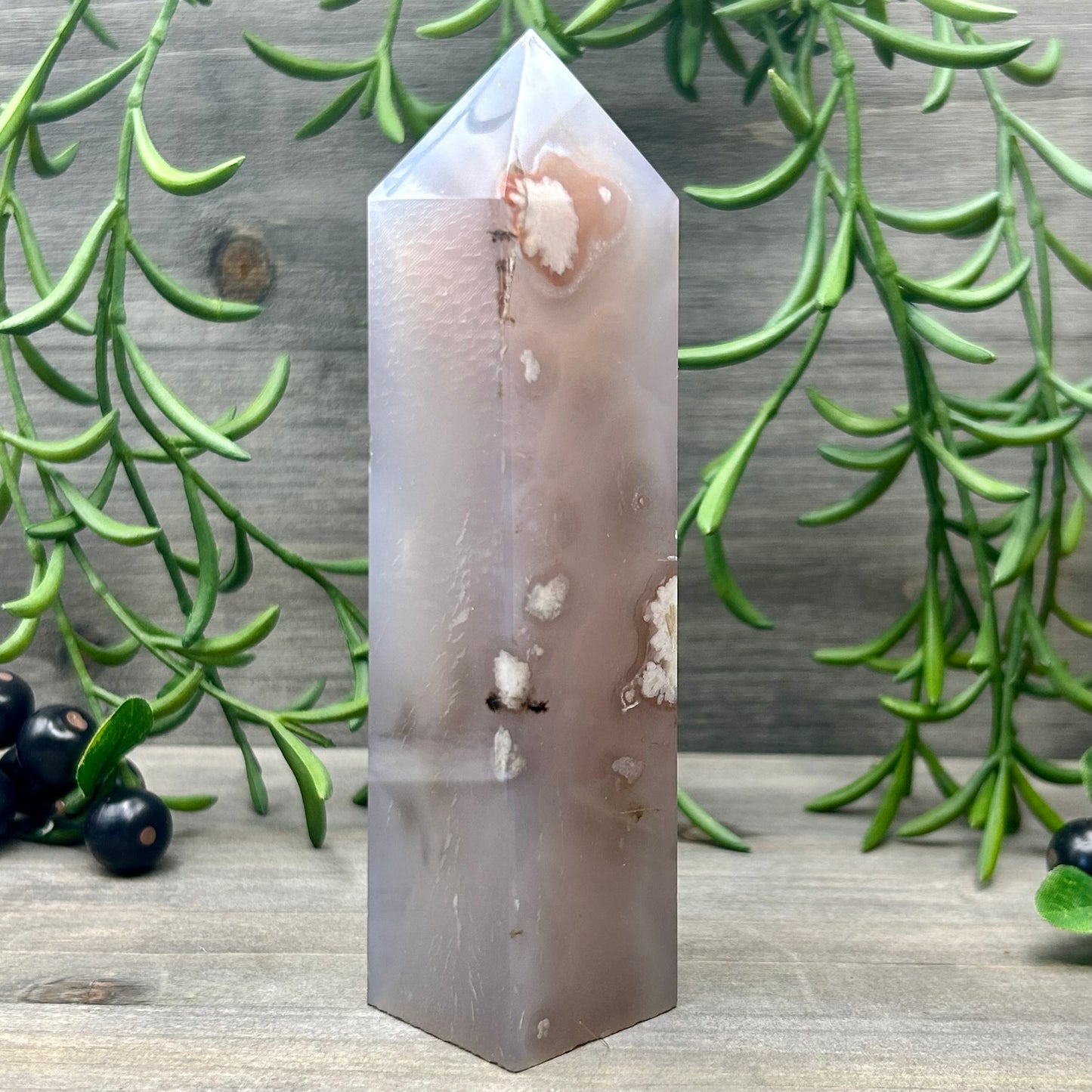 black flower agate tower