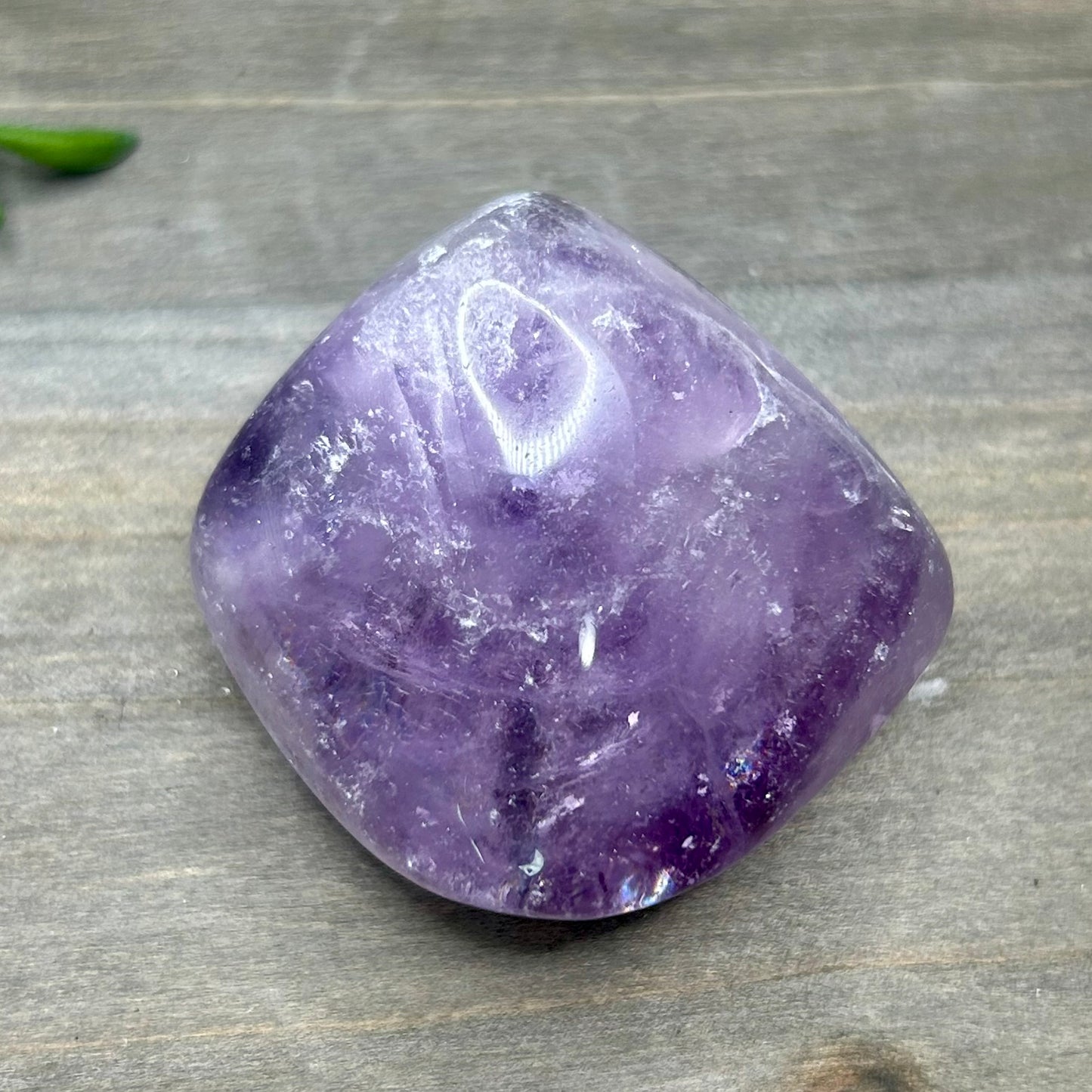 amethyst palm stone