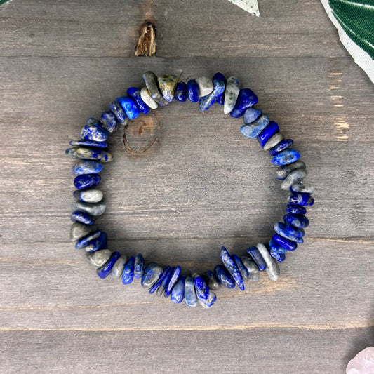 lapis lazuli chip bracelet