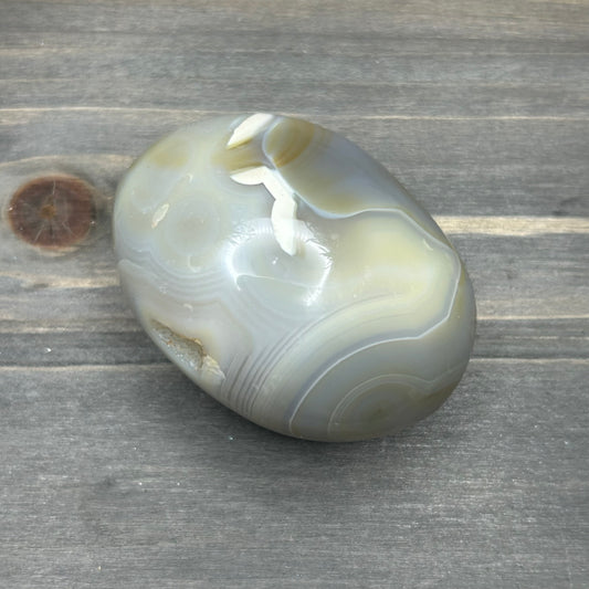 orca agate palm stone