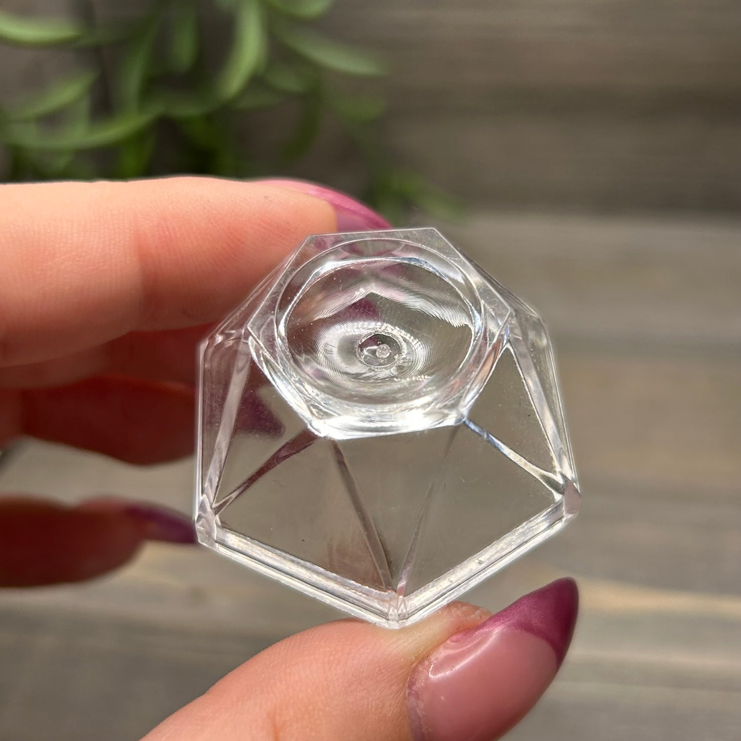 geometric sphere stand