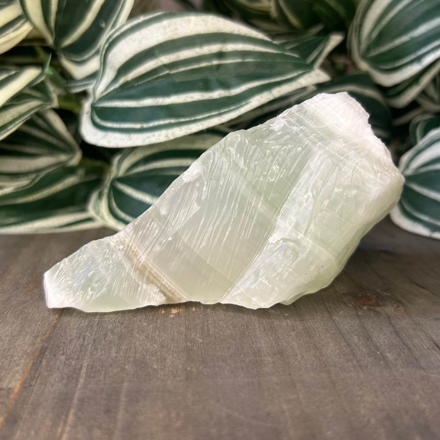 raw pistachio calcite