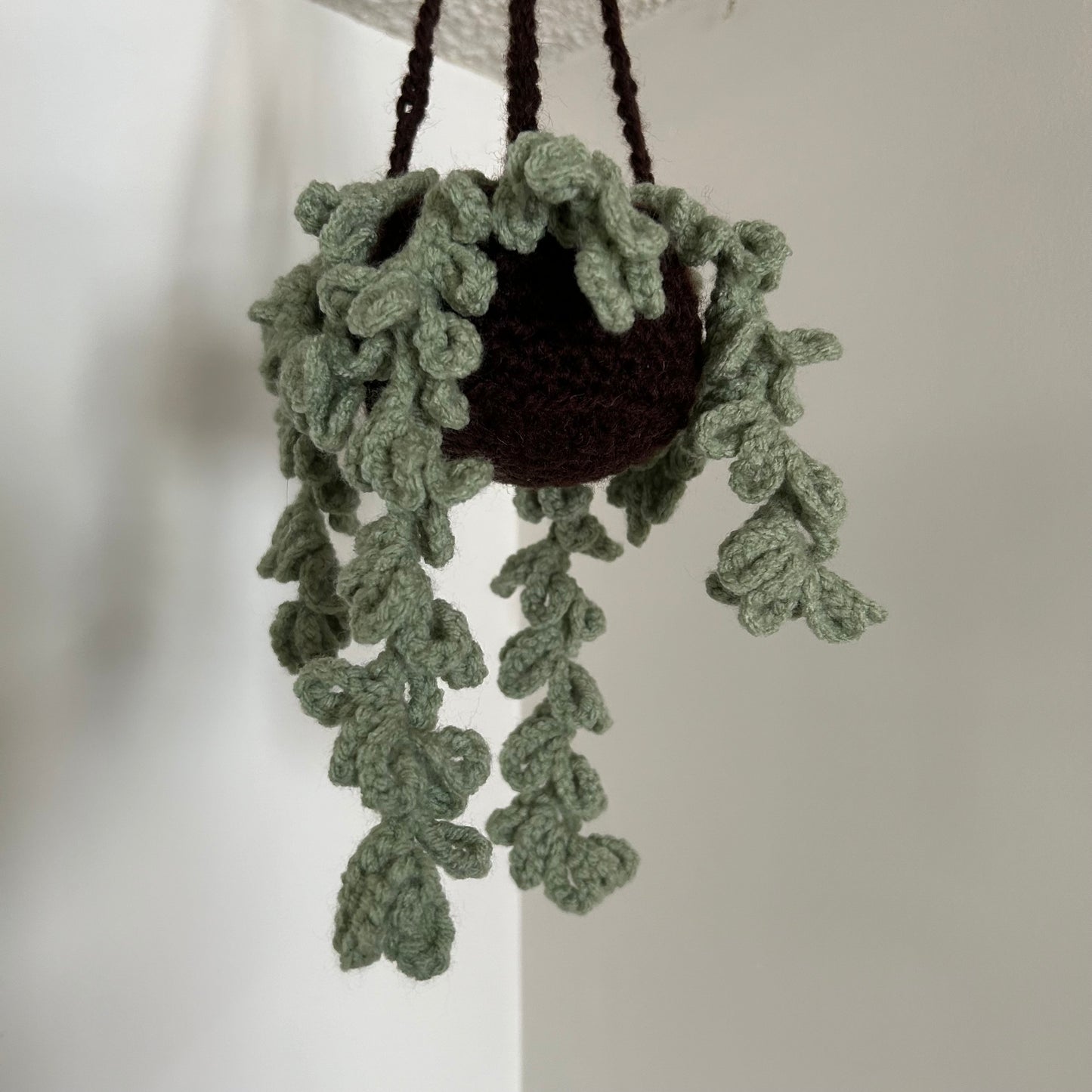 crochet string of dolphins