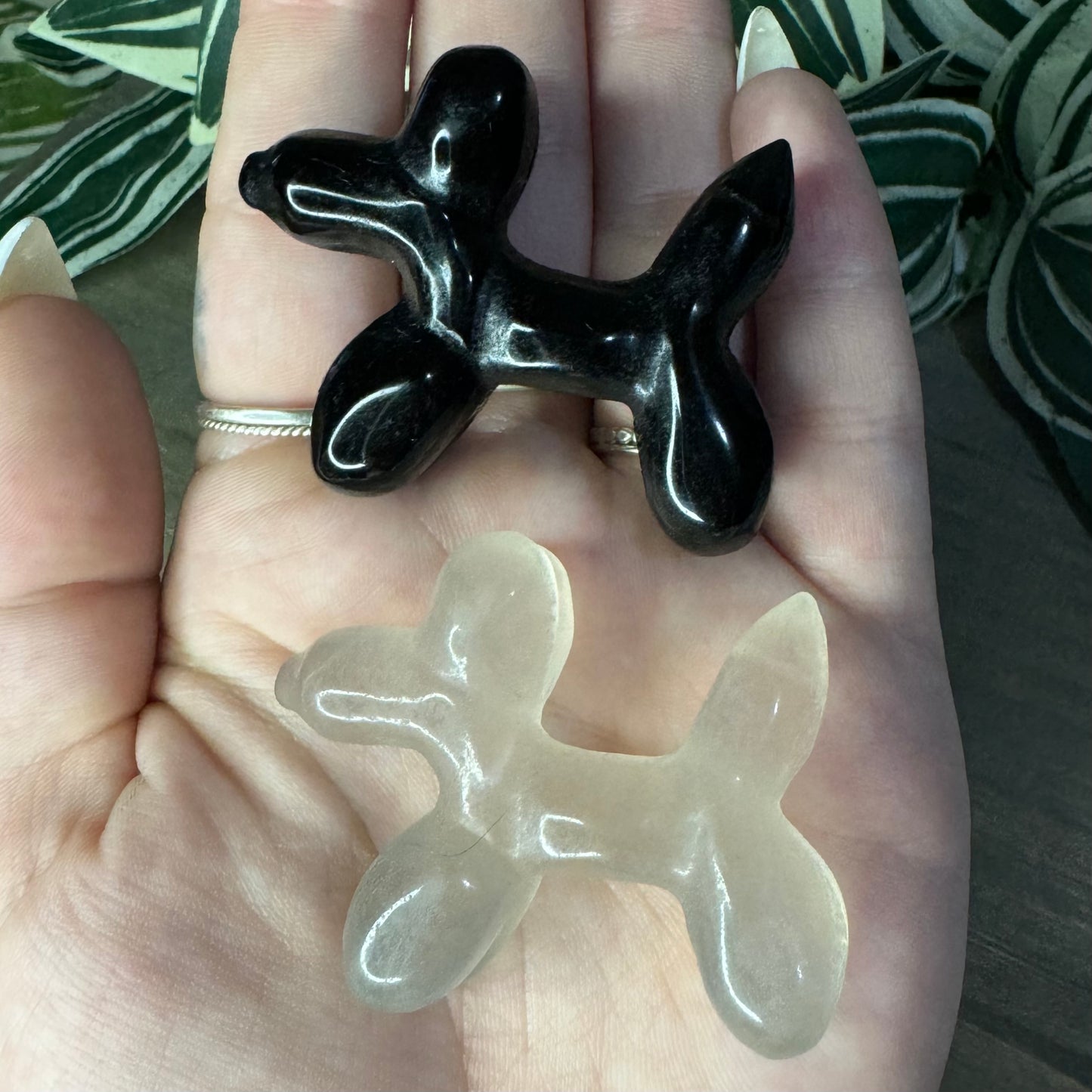 crystal balloon dog