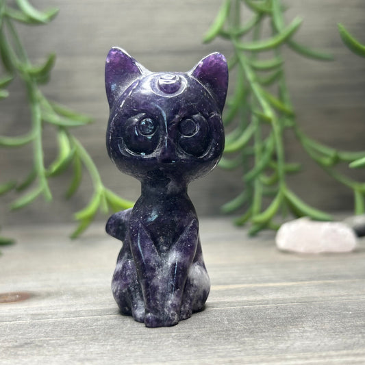 lepidolite luna cat