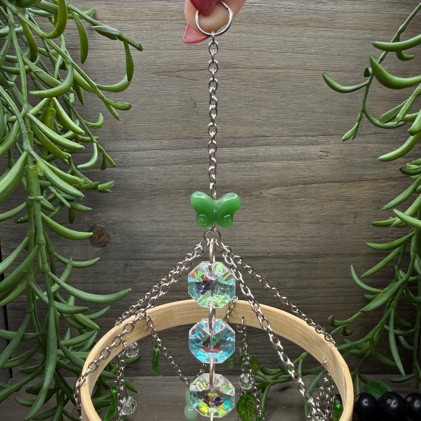 leafy butterfly suncatcher