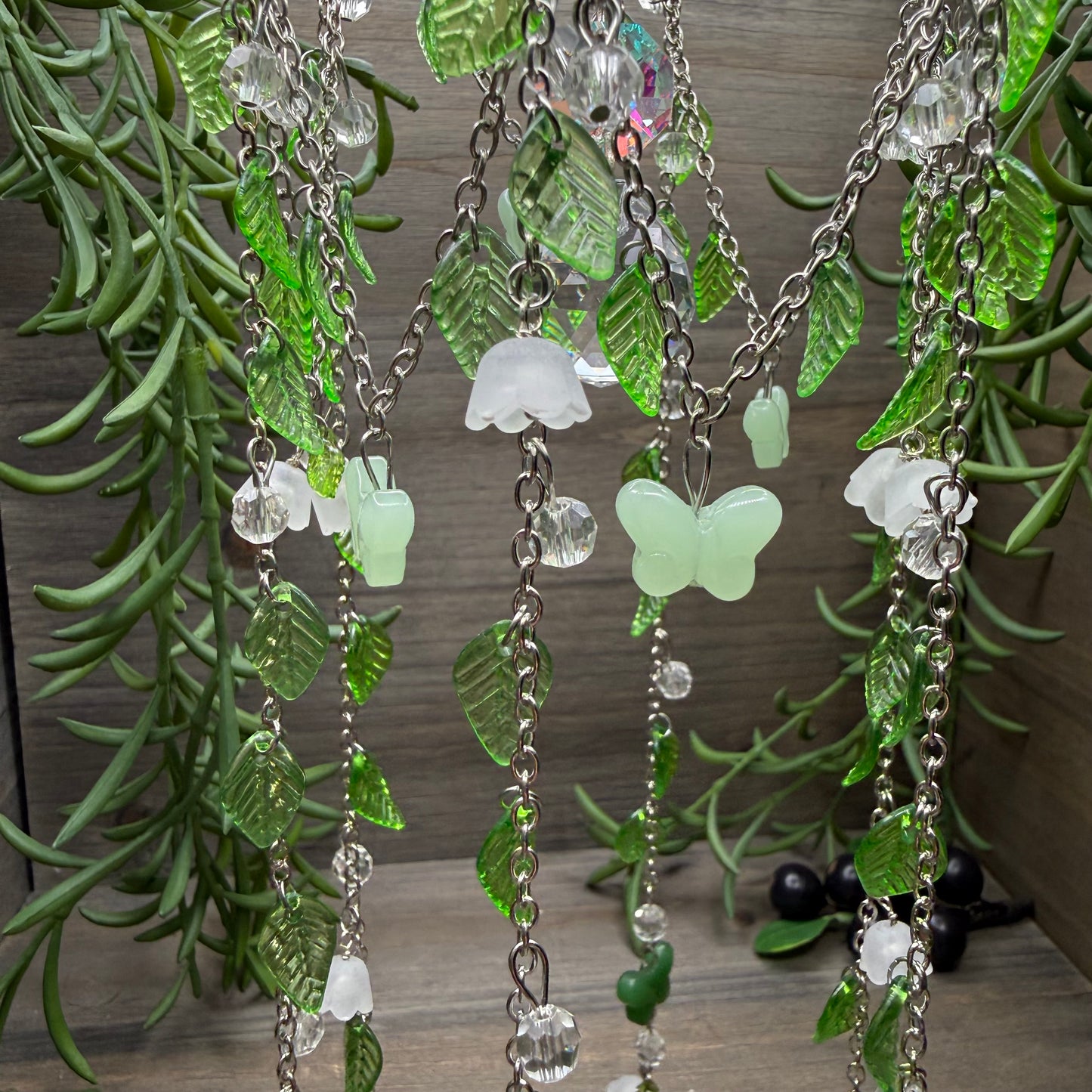 leafy butterfly suncatcher