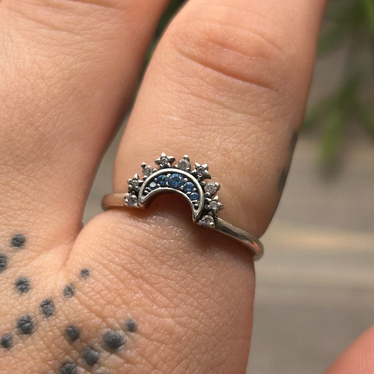 cubic zirconia moon ring (sz 6)