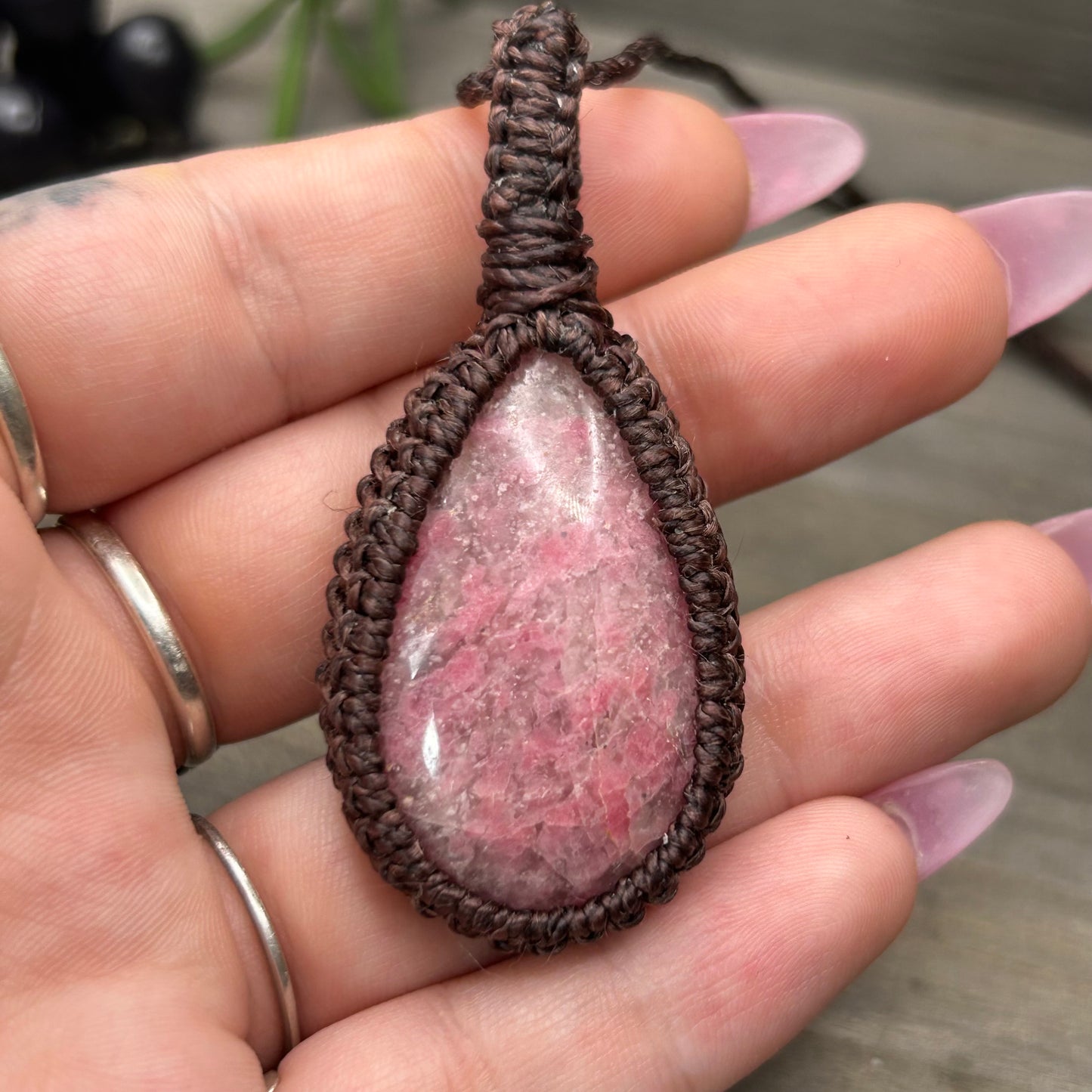 macrame rhodonite necklace