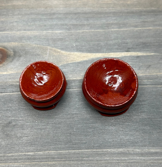 round wooden sphere stand