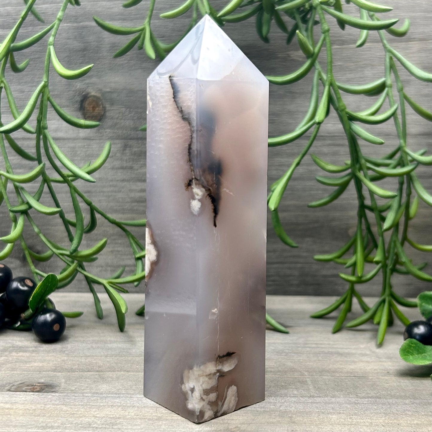 black flower agate tower