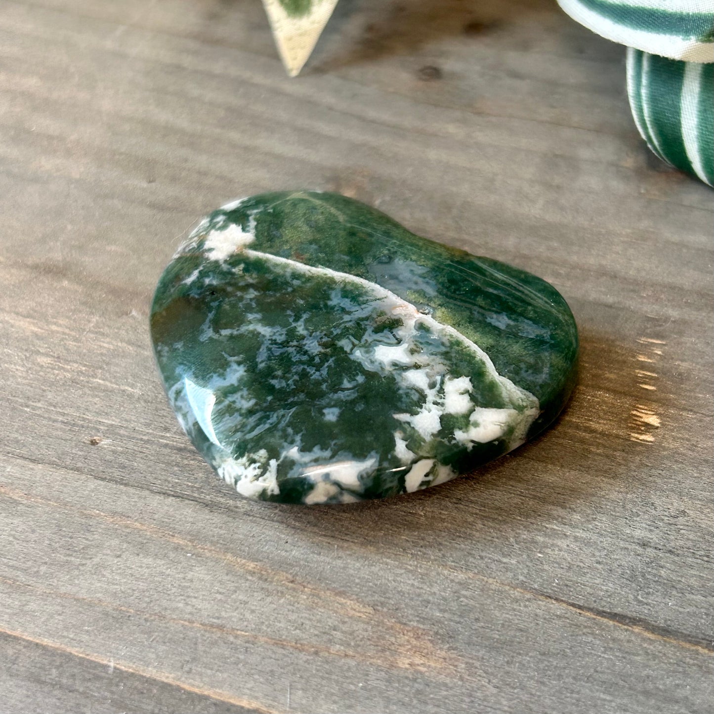 small moss agate heart