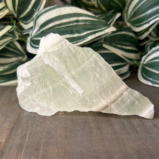 raw pistachio calcite