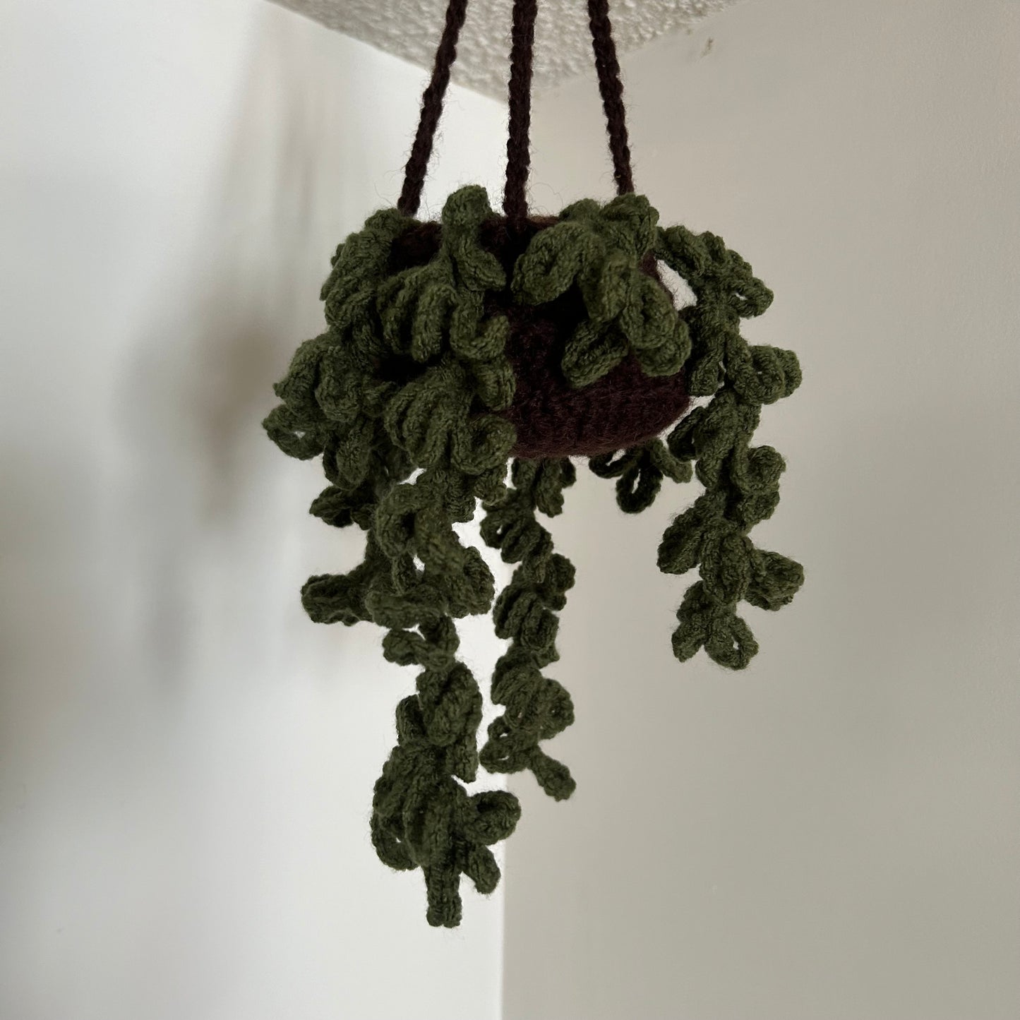 crochet string of dolphins