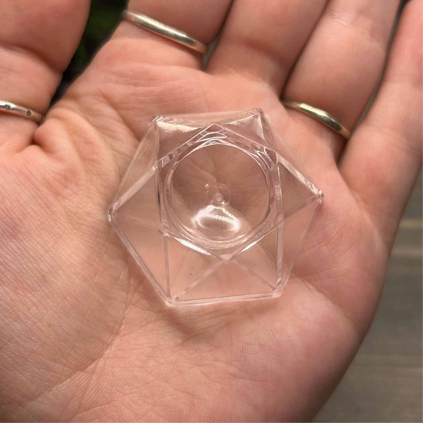 geometric sphere stand