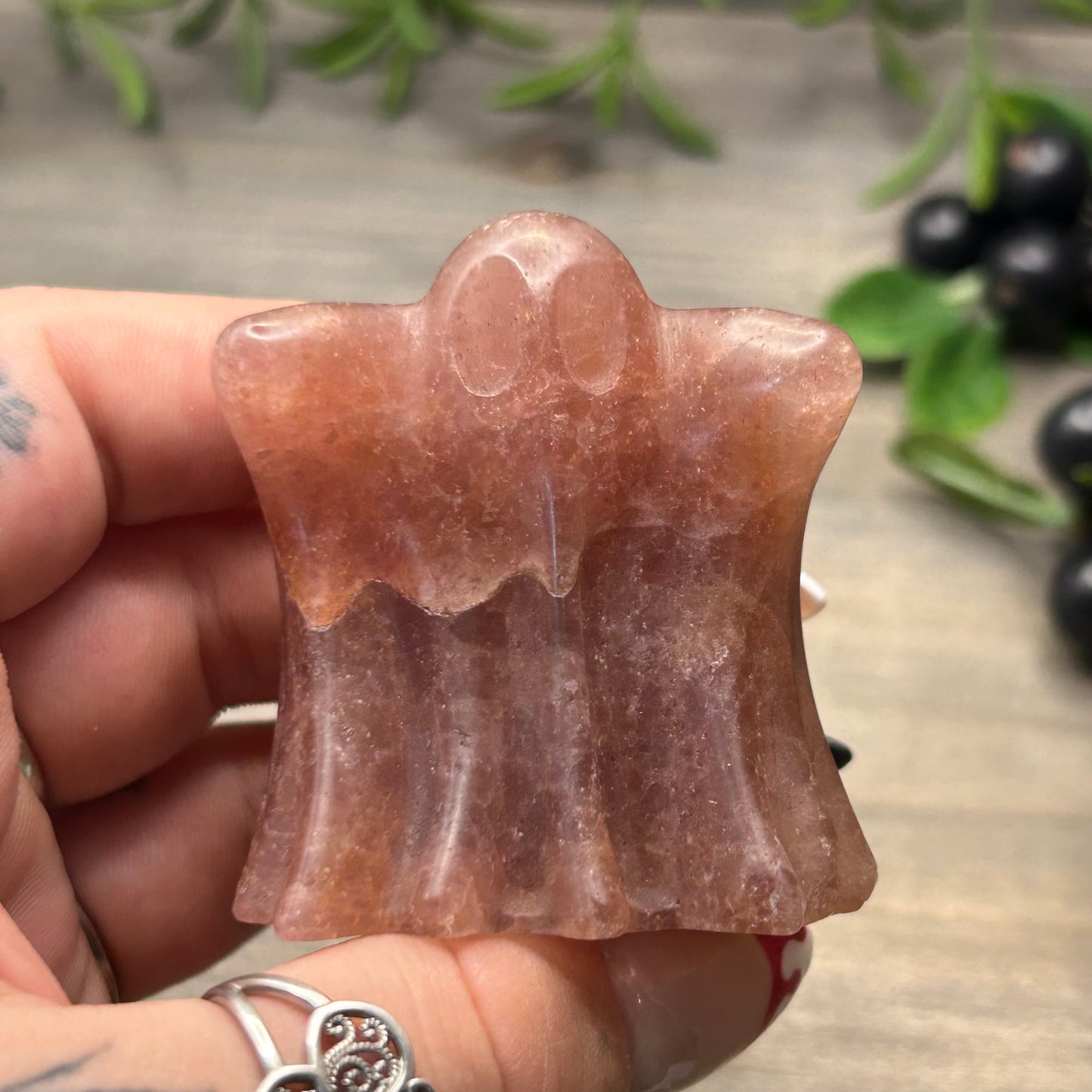 strawberry quartz ghost