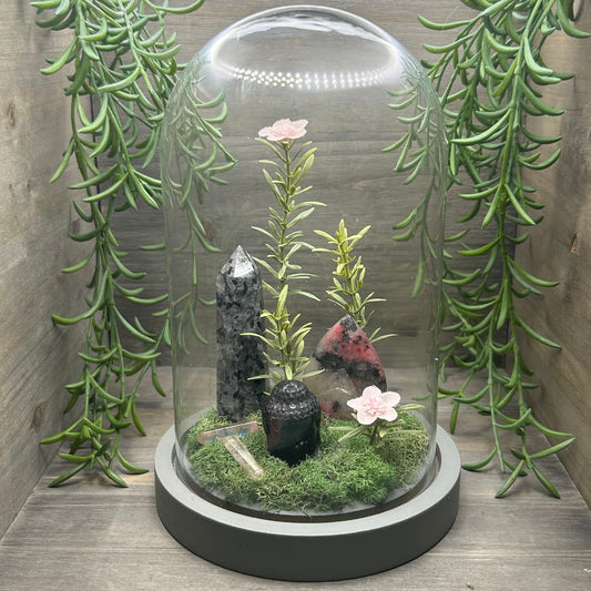 larvikite+rhodonite terrarium