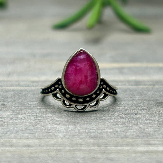 ruby ring (sz 5)