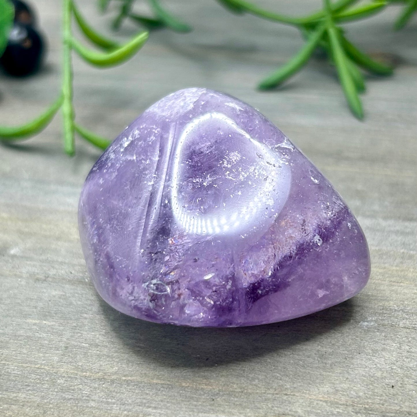 amethyst palm stone