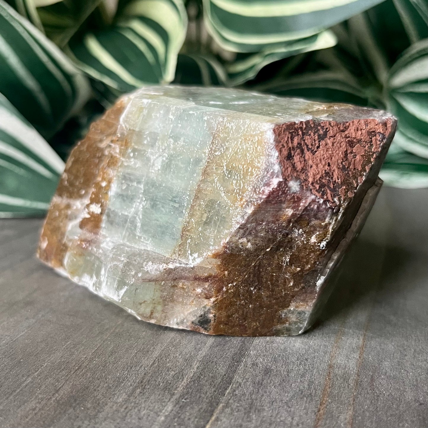 raw green calcite