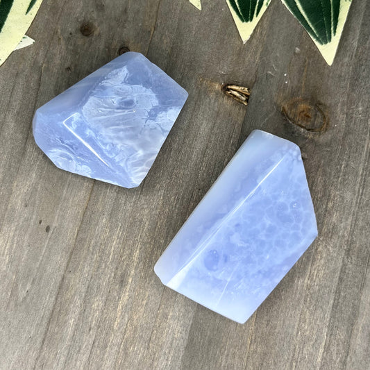 blue lace agate freeform