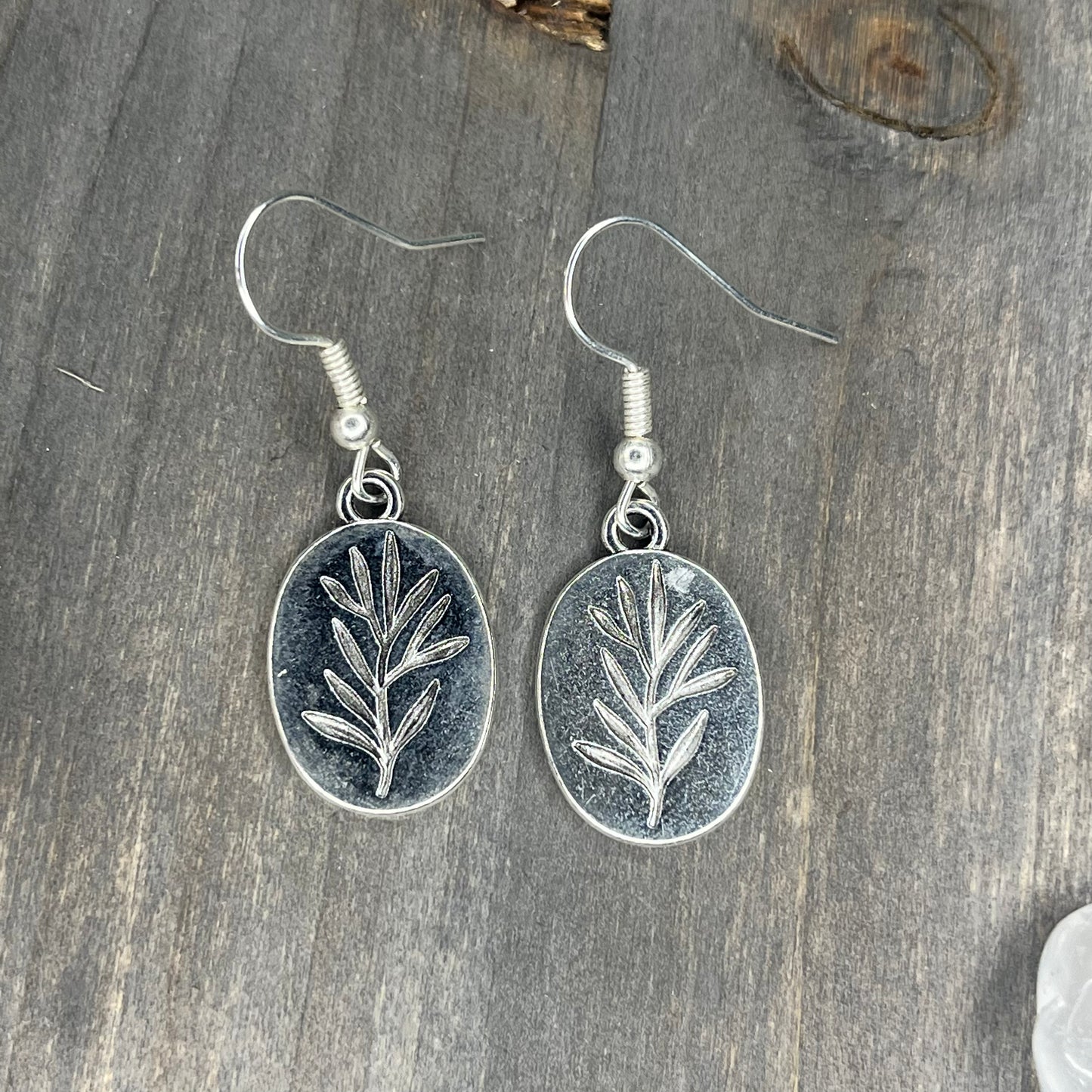 silver leaf signet dangles